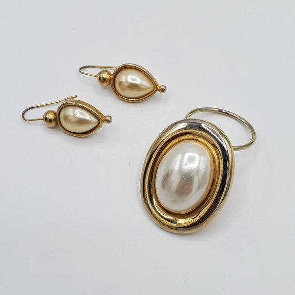 Set of Vintage Faux Pearl Gold-Tone Pierced Earrings & Scarf Clip - Picture 2 of 4